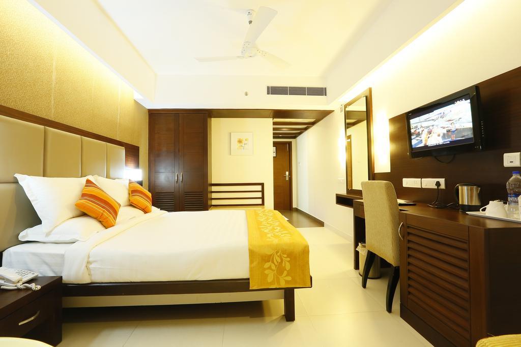 Hotel Moonlit Regency Thodupuzha Habitación foto