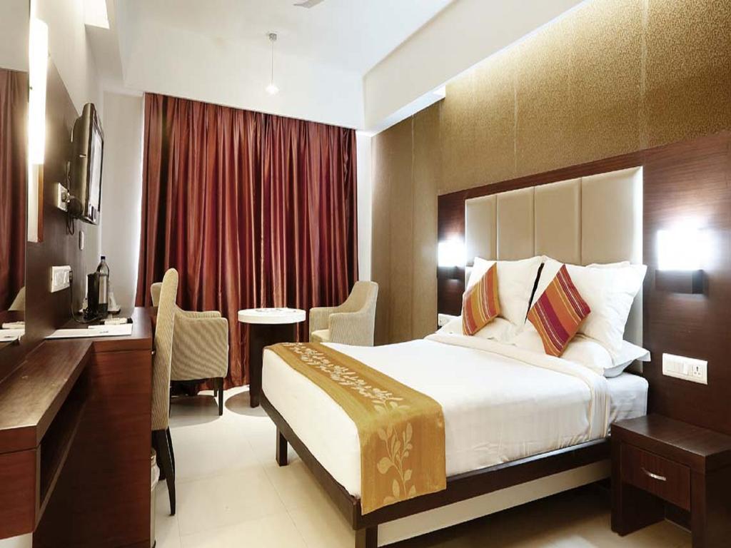 Hotel Moonlit Regency Thodupuzha Exterior foto
